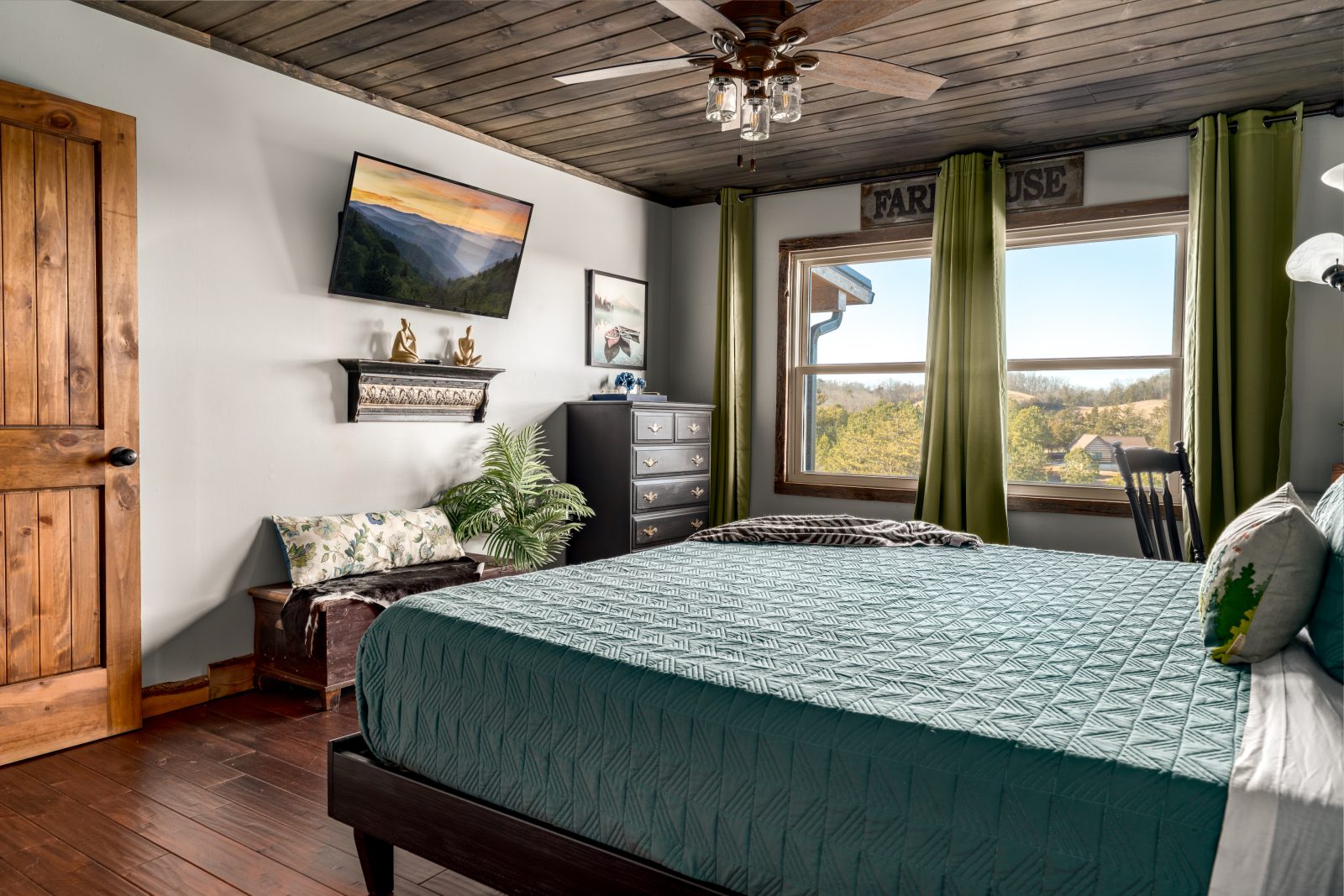 Pondside rental