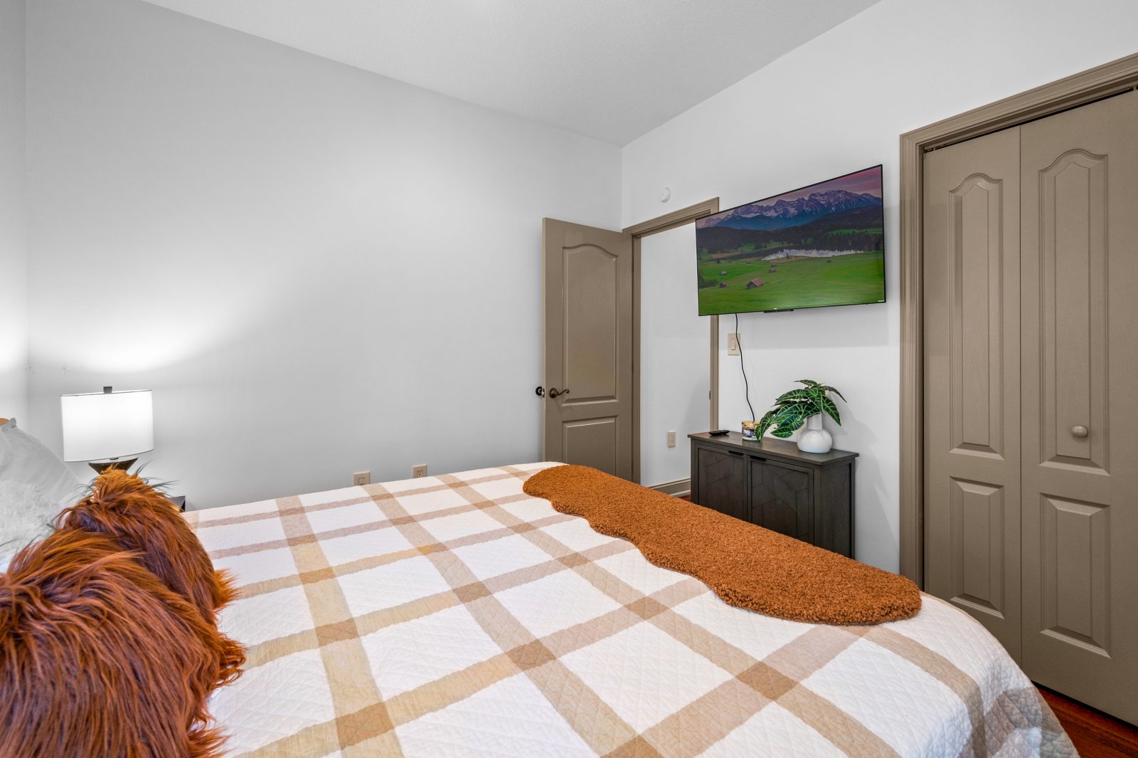 Whispering Pines Retreat